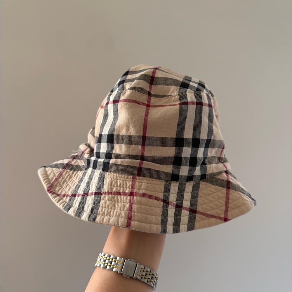 Reversible Burberry Bucket Hat Tan
